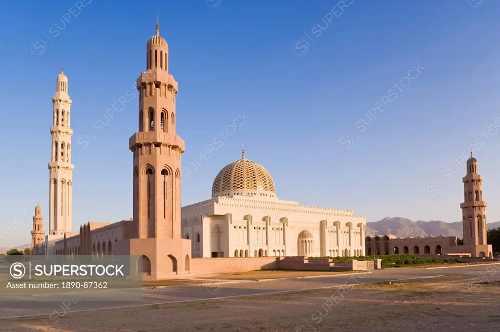 Al_Ghubrah or Grand Mosque, Muscat, Oman, Middle East