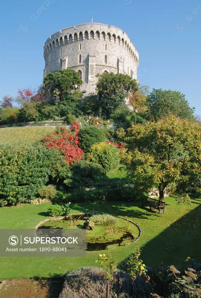 The Round Tower and gardens in Windsor Castle, home to Royalty for 900 years, Windsor, Berkshire, England, UK