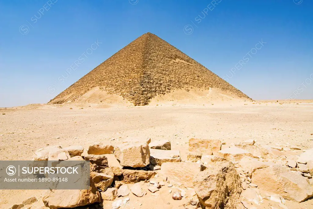 The Red Pyramid Senefru Pyramid, Dahshur, UNESCO World Heritage Site, near Cairo, Egypt, North Africa, Africa