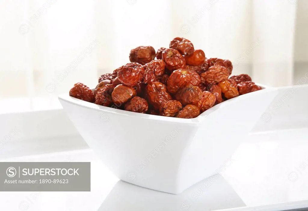 Red date Jujube used to strengthen heart and lungs, nourish the stomach and spleen, and support normal blood pressure