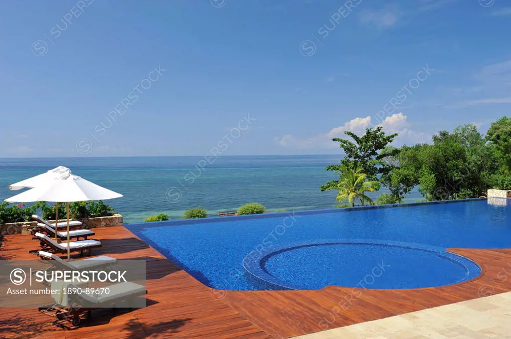 Pool at Escaya resort and spa, Bohol, Philippines, Southeast Asia, Asia