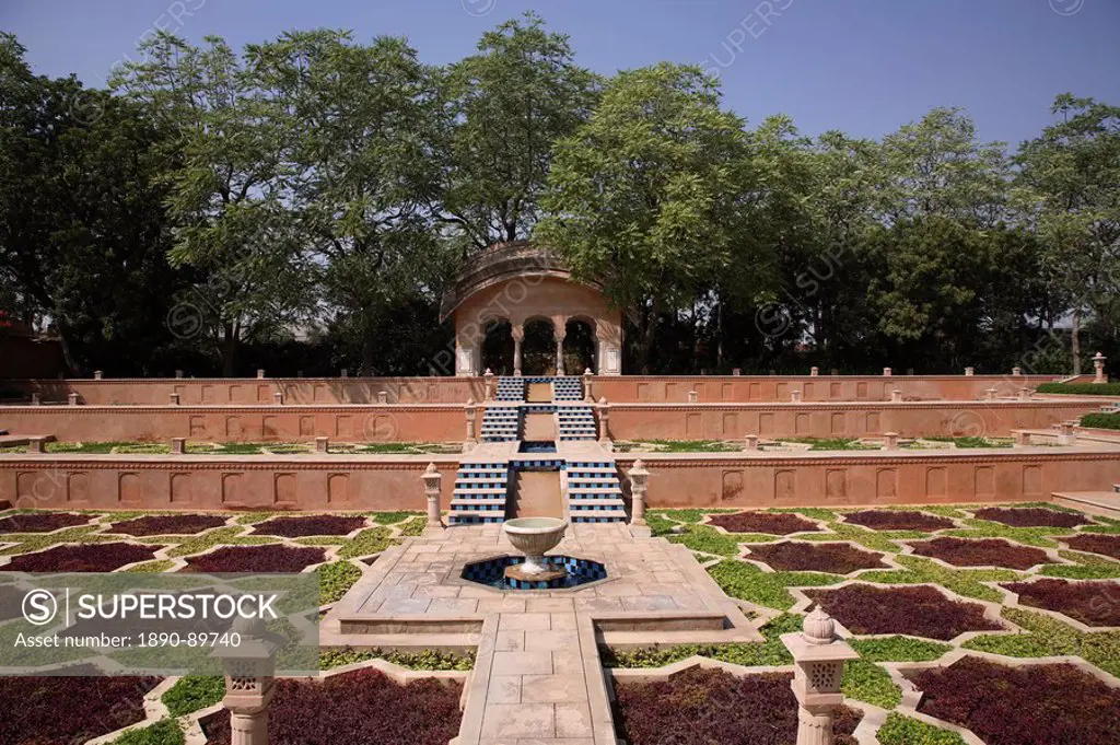 Spa Garden, The Oberoi Rajvilas, Jaipur, Rajasthan, India, Asia