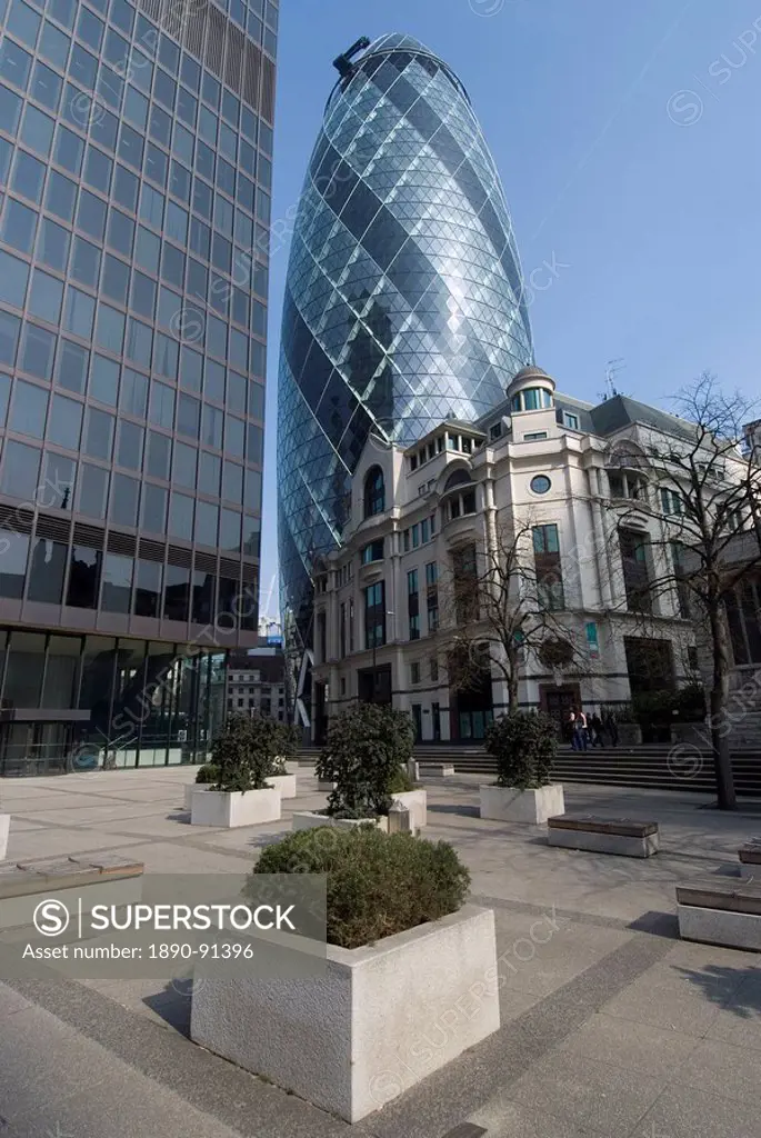View of the Gherkin Swiss Re Building, St. Mary Axe, London, England, United Kingdom, Europe