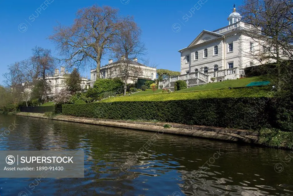 Mansions along Regent´s Canal, St. John´s Wood, London, England, United Kingdom, Europe