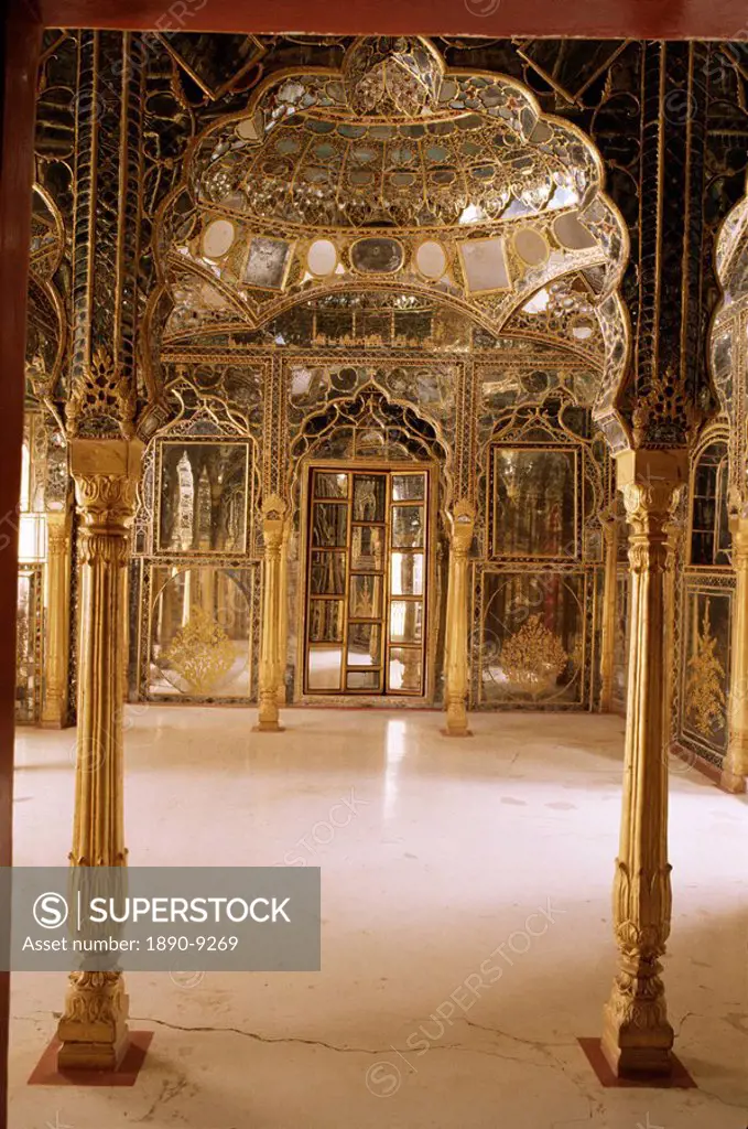 The Sheesh Mahal or hall of mirrors a traditional feature of Rajasthan palaces, Kuchaman Fort, Rajasthan state, India, Asia