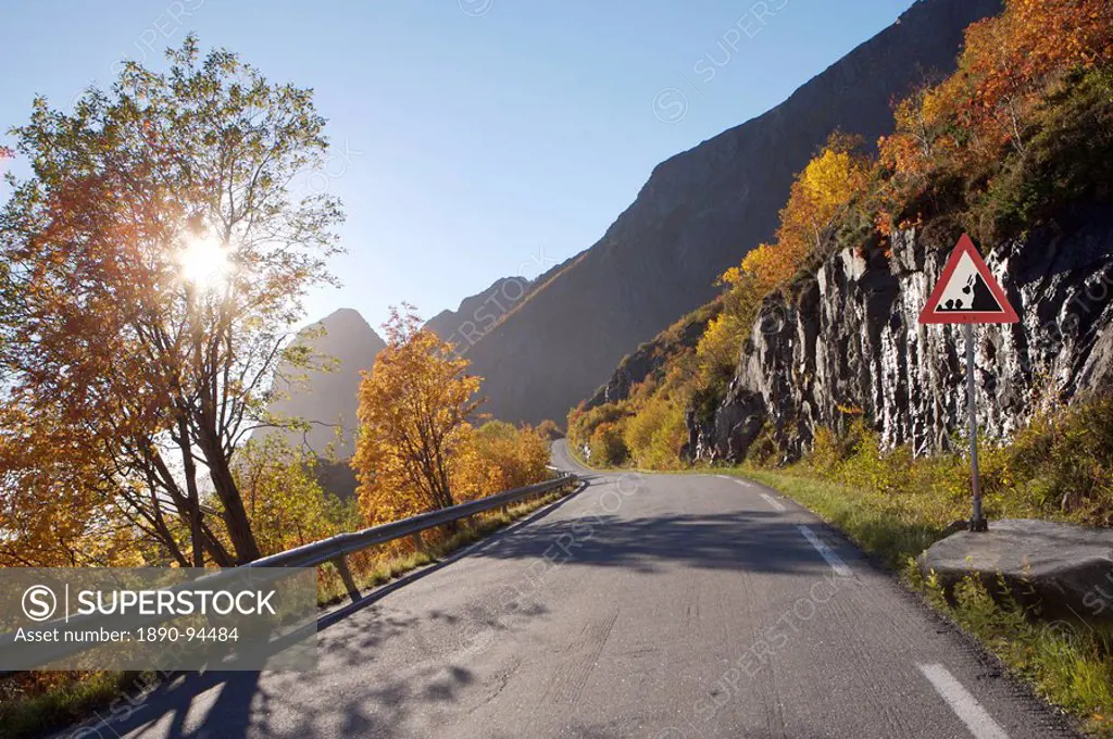 Empty mountain road, Norway, Scandinavia, Europe