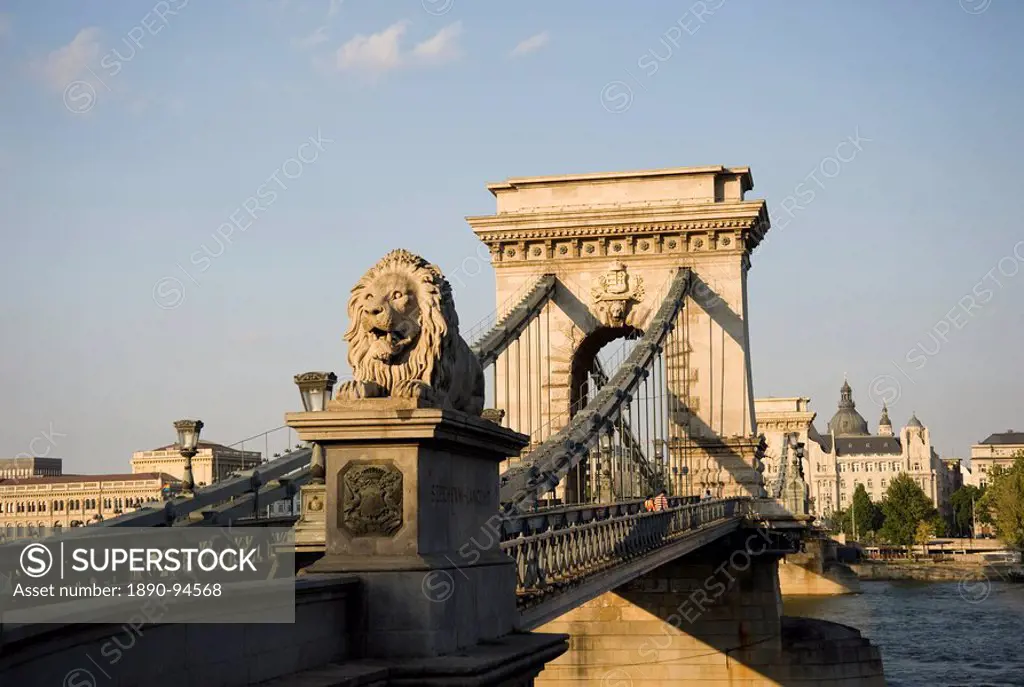 The Chain Bridge over the Danube River, Budapest, Hungary, Europe