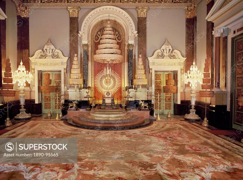 The Throne of the King of Thailand, Dusit Mahaprasat Throne Hall, Royal Palace, Bangkok, Thailand, Southeast Asia, Asia