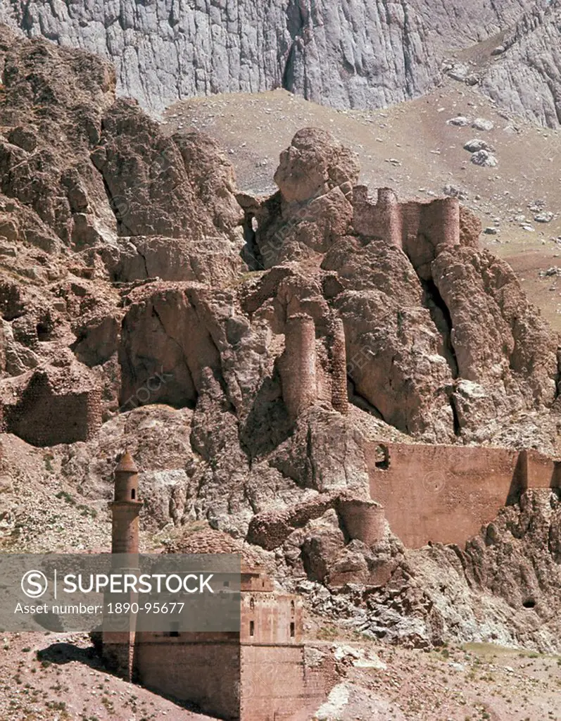 Ruins of Cami I Dever Digar, dating from the 17th century, Dogubayazit near Iranian border, Anatolia, Turkey, Asia Minor, Eurasia