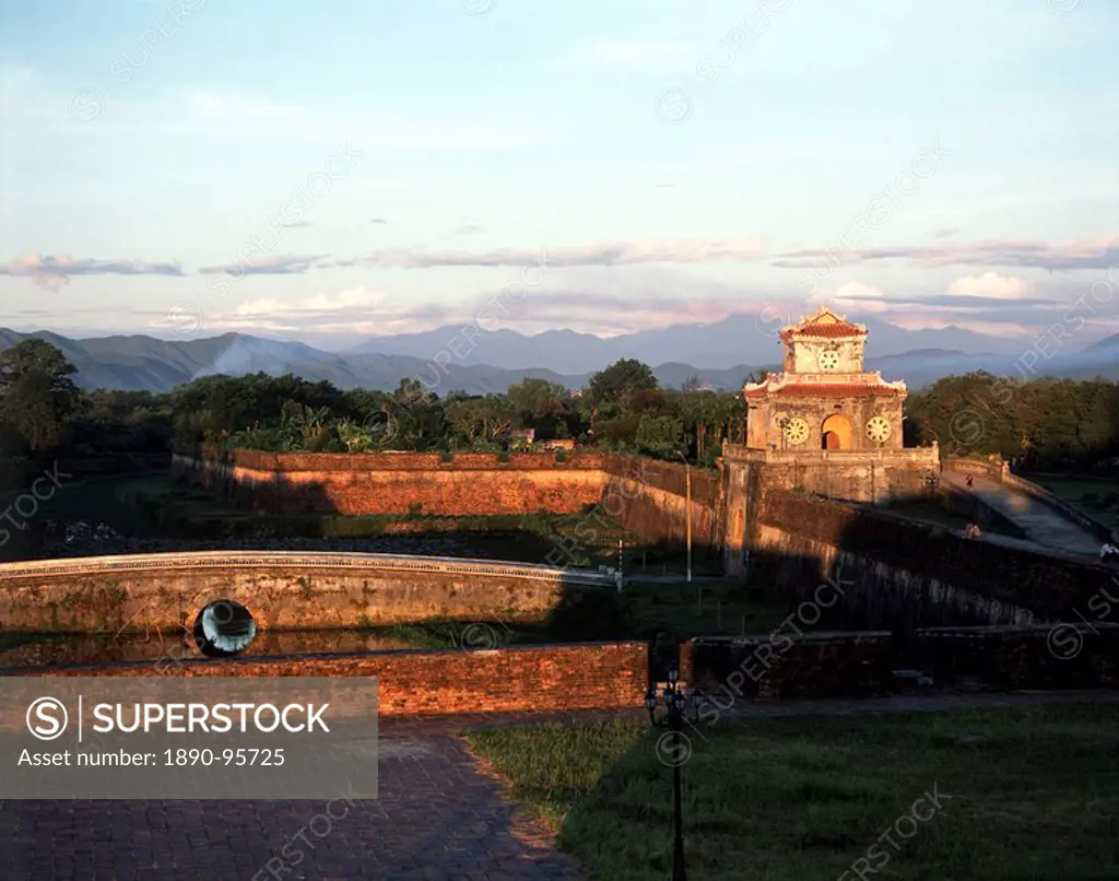 The Citadel at Hue, UNESCO World Heritage Site, Vietnam, Indochina, Southeast Asia, Asia