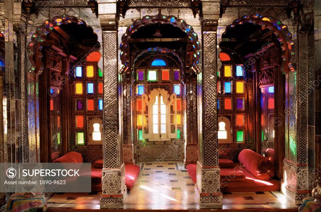 The Sheesh Mahal Mirrored Hall hall of mirrors, Deo Garh Palace Hotel, Deo Garh Deogarh, Rajasthan state, India, Asia