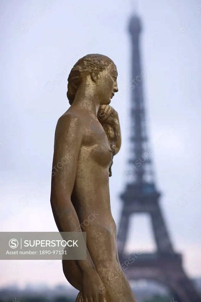 Gold statue, Trocadero, Paris, France, Europe