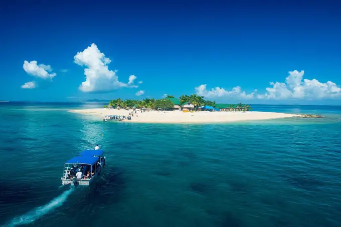 Beautiful South Sea island, Mamanuca Islands, Fiji, South Pacific
