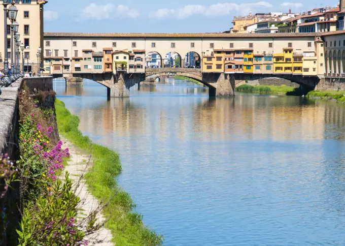 Ponte Vecchio, Arno River, Florence, UNESCO World Heritage Site, Tuscany, Italy, Europe