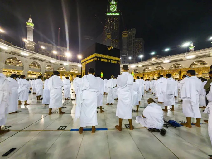 Pilgrims around the Kaaba, the Hajj, Mekka (Mecca), Kingdom of Saudi Arabia, Middle East