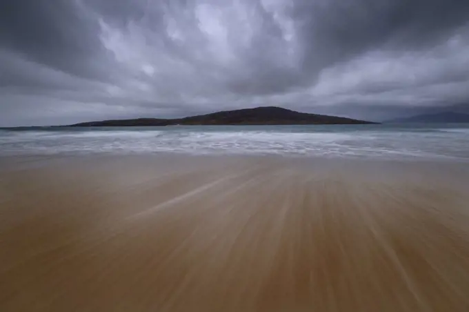 Island of Taransay from Luskentyre Beach, Isle of Harris, Outer Hebrides, Scotland, United Kingdom, Europe