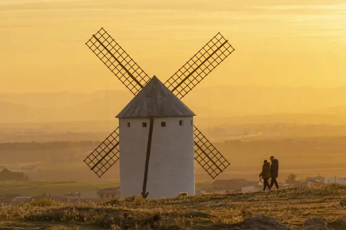 Windmill, Campo de Criptana, Ciudad Real, Castile-La Mancha, Spain, Europe