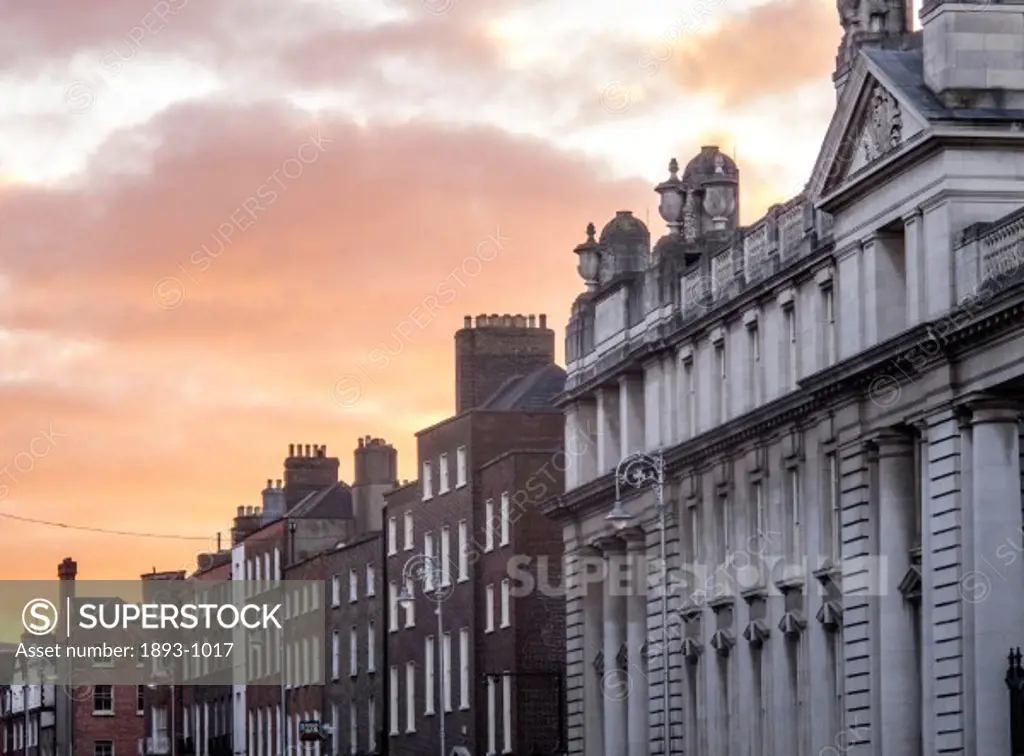 Ireland, Dublin, Magic hour view of architecture on Merrion Street Upper