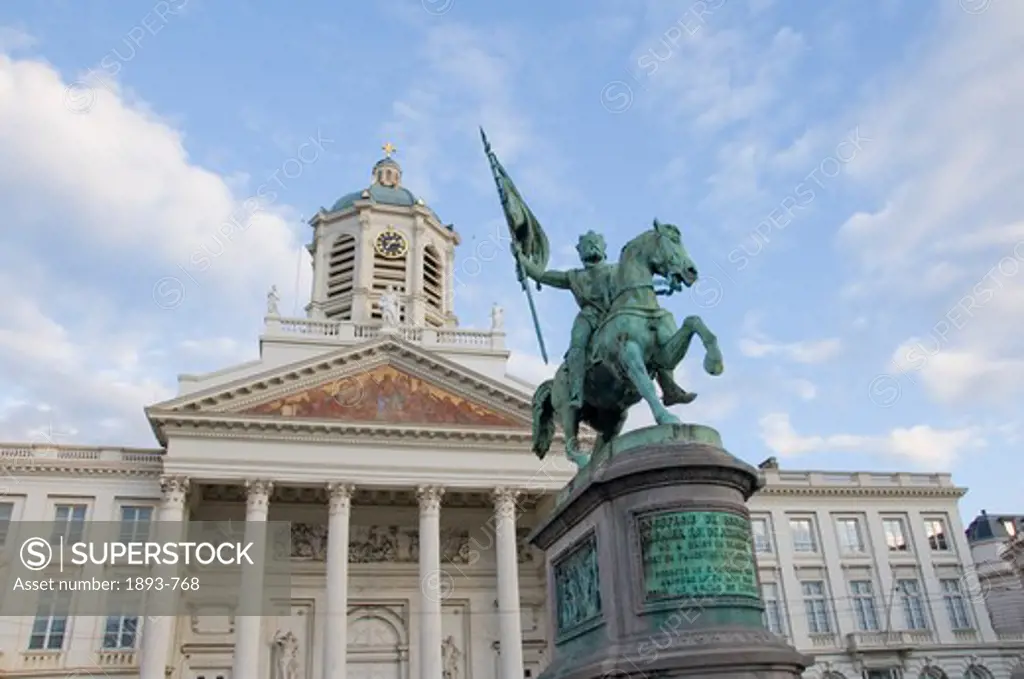 Belgium, Brussels, Statue of Godfrey of Bouillon at Place Royale in front of Church of Saint Jacques-sur-Coudenberg