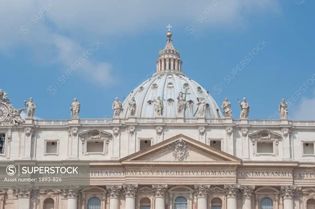 Vatican, Looking up at Saint Peter's Basilica