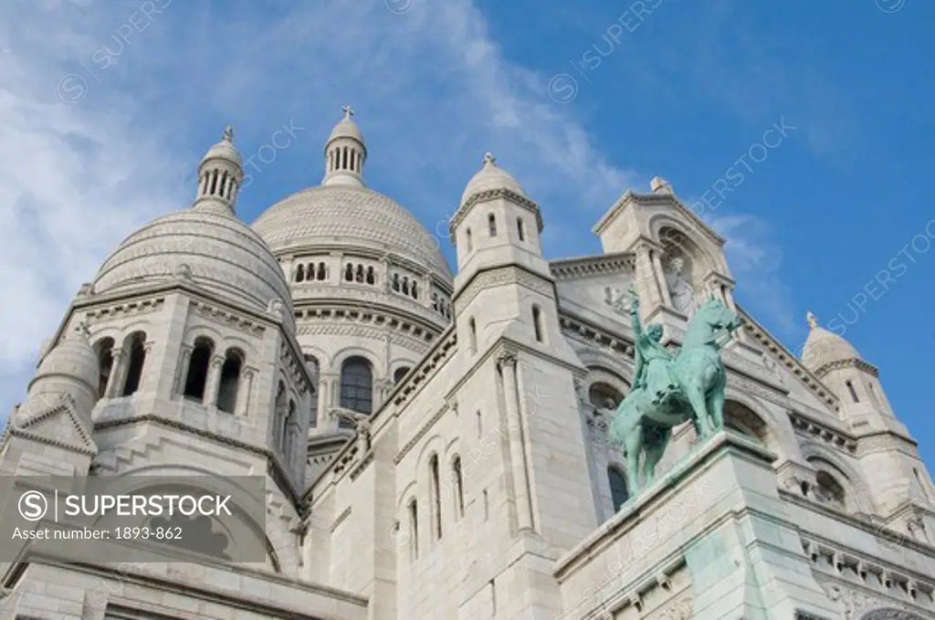 Low angle view of minor basilica, Basilique Du Sacre Coeur, Paris, Ile-de-France, France
