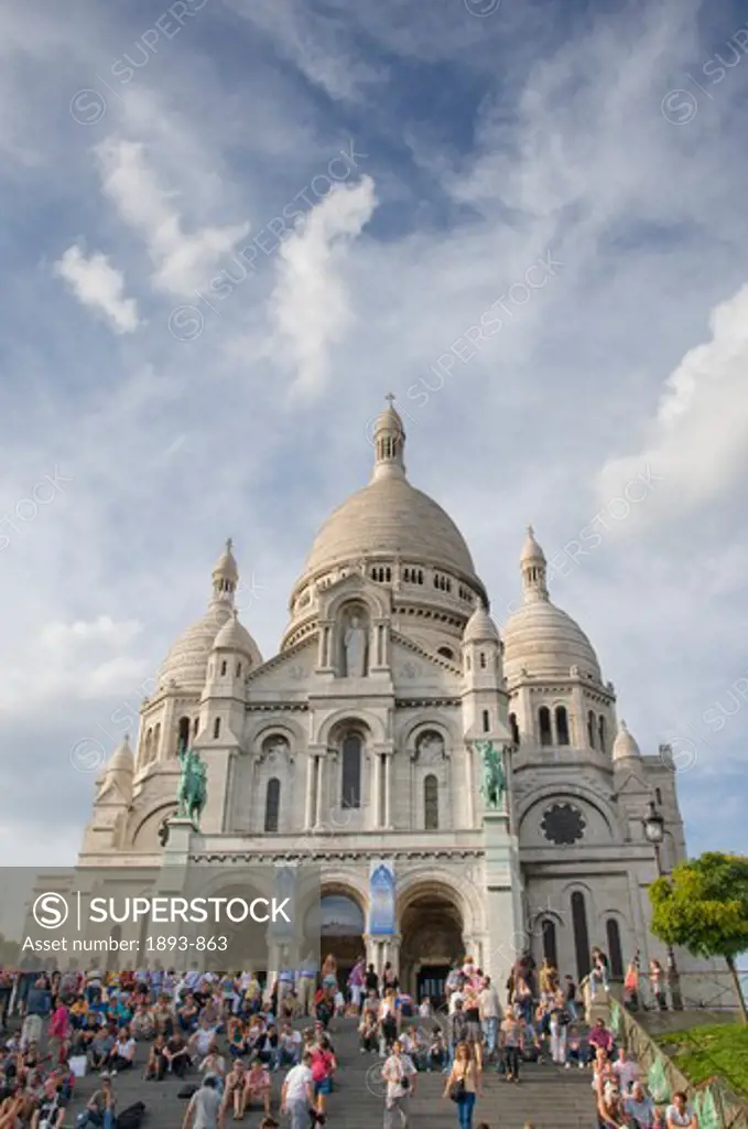 Tourists at a minor basilica, Basilique Du Sacre Coeur, Paris, Ile-de-France, France