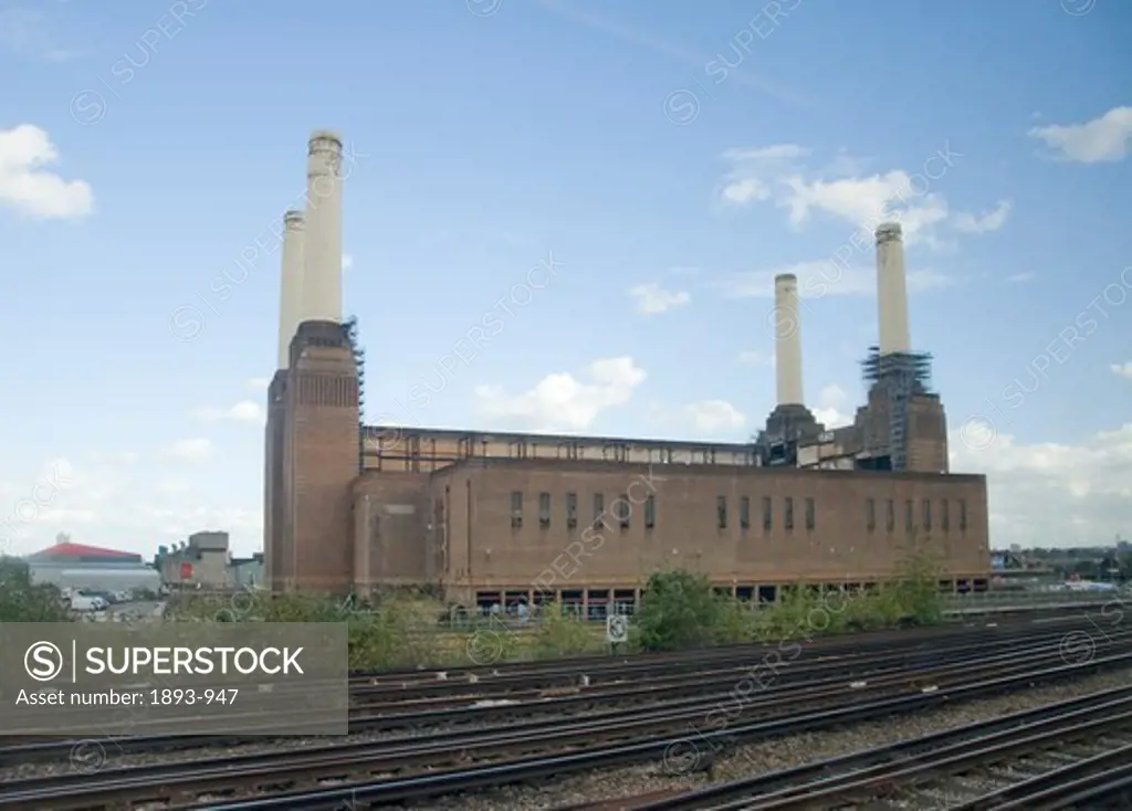 UK, England, London, Battersea Power Station, a decommissioned coal-fired power station located on the south bank of the River Thames, in Battersea,
