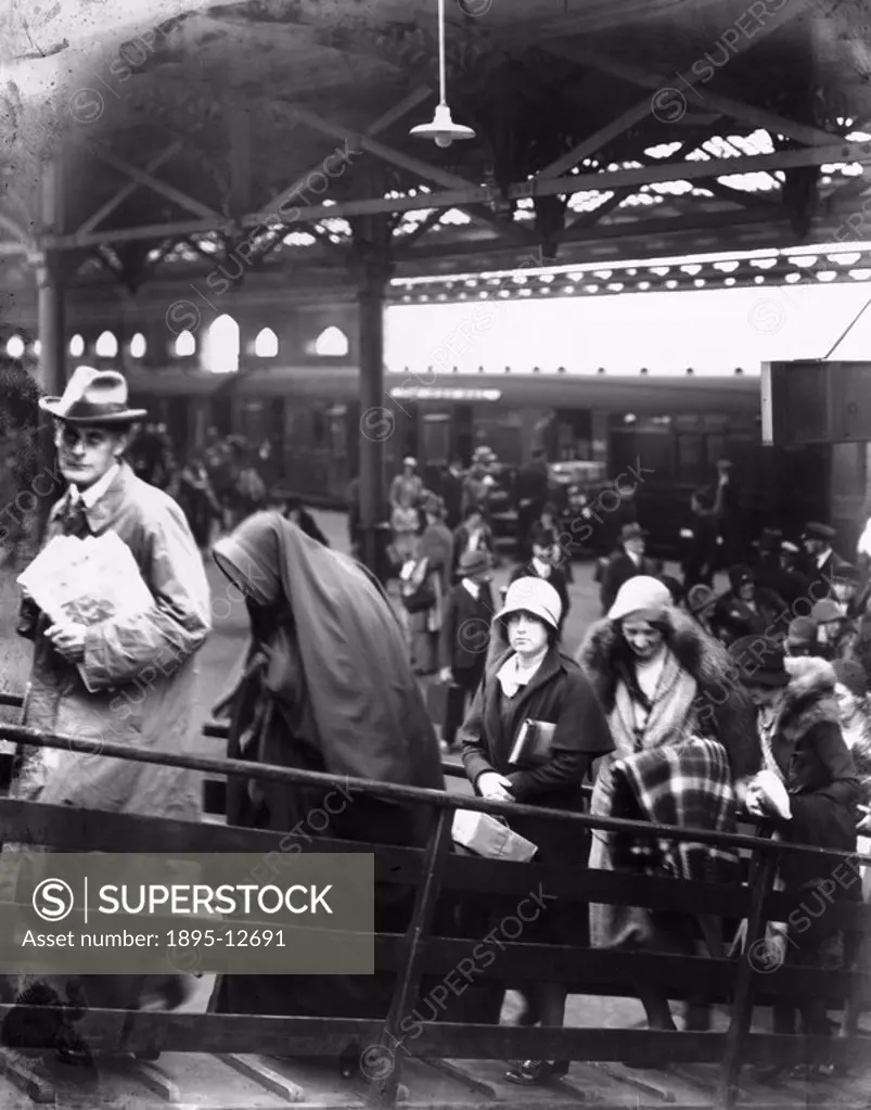 Passengers boarding Kingstown ferry, 1931  Having alighted the London, Midland & Scottish Railway´s ´Irish Mail´ train, passengers board the Kingstown...