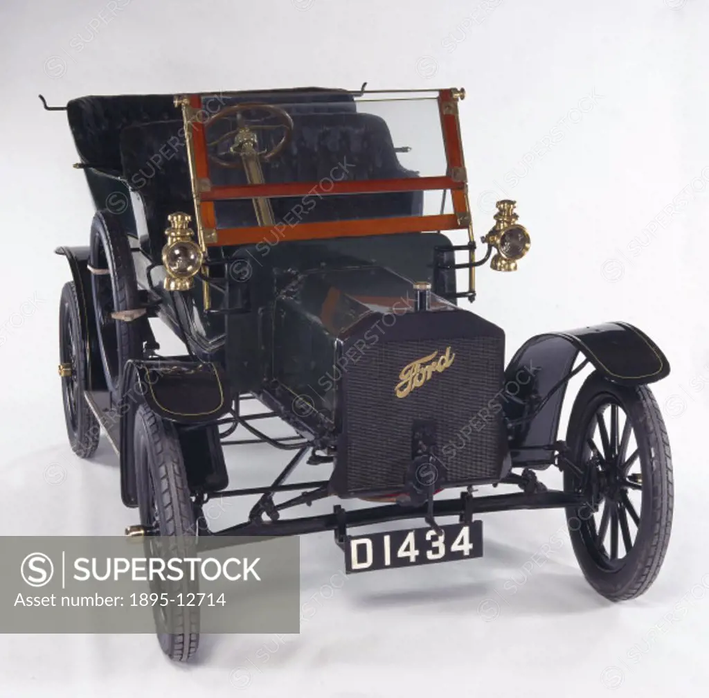 Designed by Henry Ford (1863-1947) the Model N motor car preceded and foreshadowed the famous Model T design. Like the Model T, the Model N featured a...
