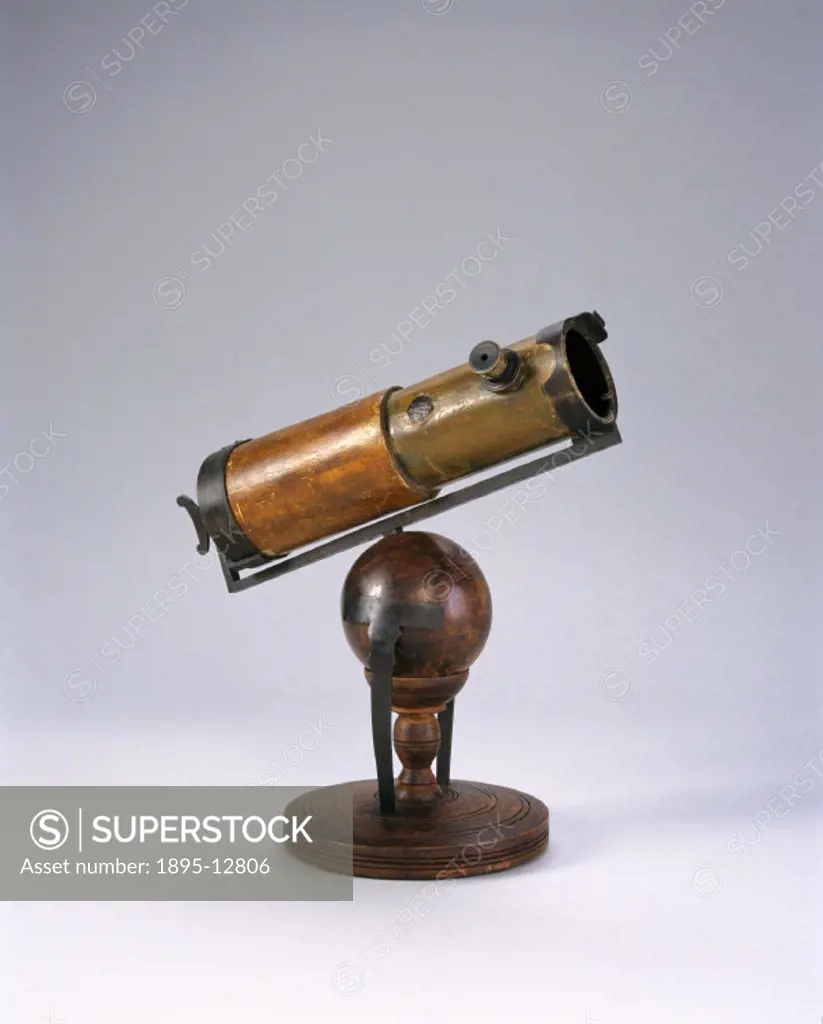 This is a replica of the first reflecting telescope made by Sir Isaac Newton (1642-1727) and shown to the Royal Society in 1668. Newtons telescope us...