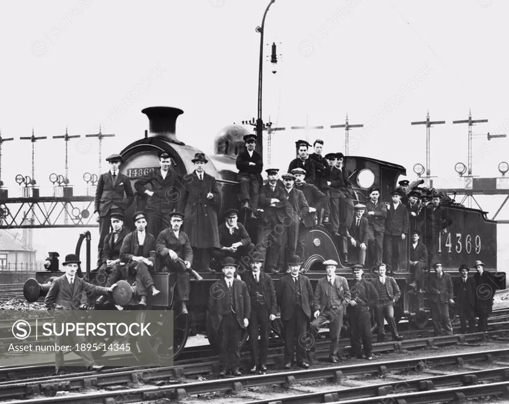 General Strike, 1926  Strikebreaking staff and volunteers on London, Midland and Scottish Railway 4-4-0 locomotive No 14369 at St Enoch Station, Glasg...