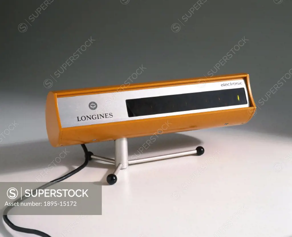This digital display clock was a novelty when the Swiss Longines Company made it in the early 1960s. The orange numbers are produced by ´nixie´ tubes ...