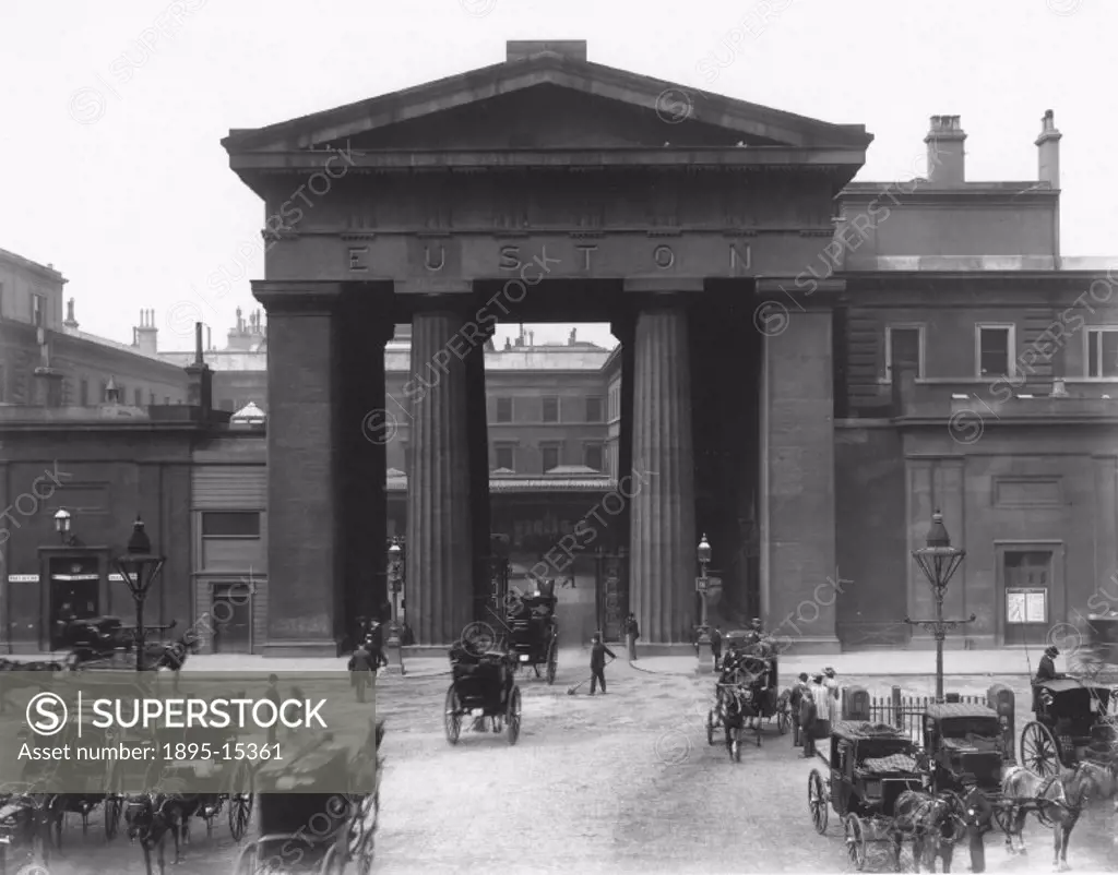 The Euston ´arch´ was designed by Philip Hardwick (1792-1870) for the London & Birmingham Railway and was completed in May 1838 at a cost of 35,000 po...
