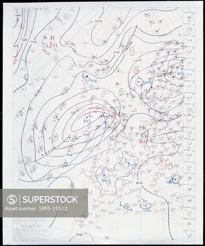 Weather chart drawn up by Alan Howard of the London Weather Centre on a template printed from the main Meteorology Office database using the HORACE sy...