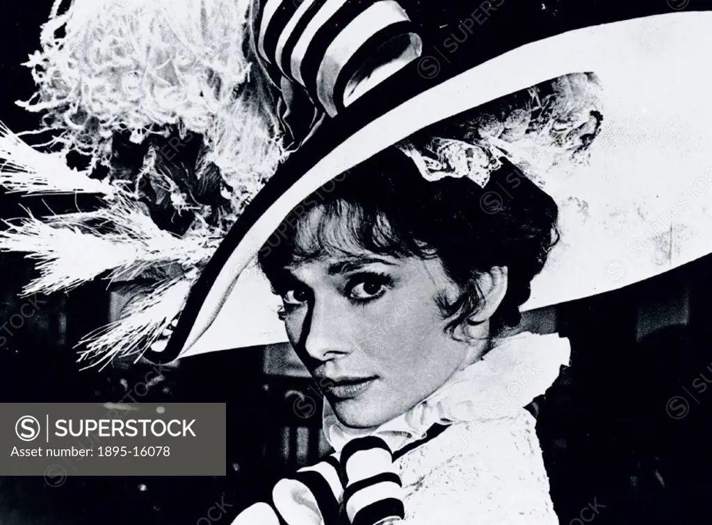 ´My Fair Lady´ was conceived to be the most lavish and costly production ever to be filmed by Warner Bros. £5,500,000 was paid for the screen rights t...