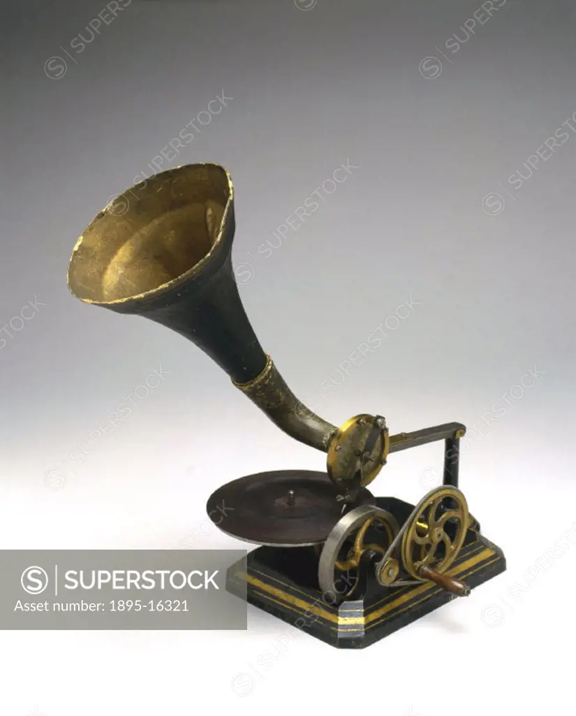 Berliner gramophone, 1890. In 1887 Emile Berliner (1851-1929) patented a form of recording in which sound waves were photoengraved as a wavy spiral on...