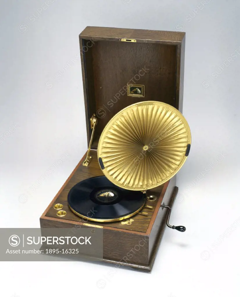 HMV gramophone, 1923. Table grand model, fitted with Lumiere pleated diaphragms (patented in 1909 in the UK). The diaphragm was fragile, and its super...