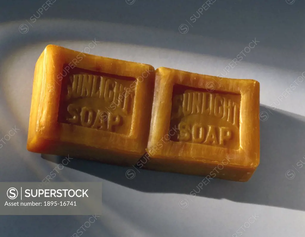 Cake of ´Sunlight´ soap removed from its packet. Sunlight soap was produced by the immensely successful company, Lever Brothers of Port Sunlight in Li...