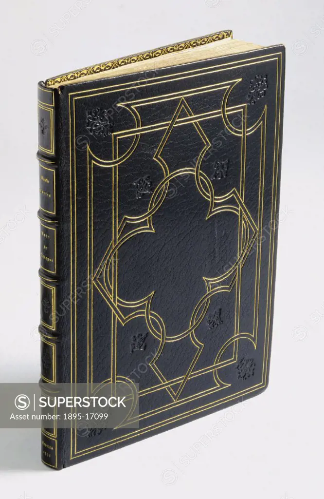 Cover of  Short compendium of the world and of the art of navigation’, 1551.The Breve compendio de la sphera y de la arte de navigar´ (Short compen...