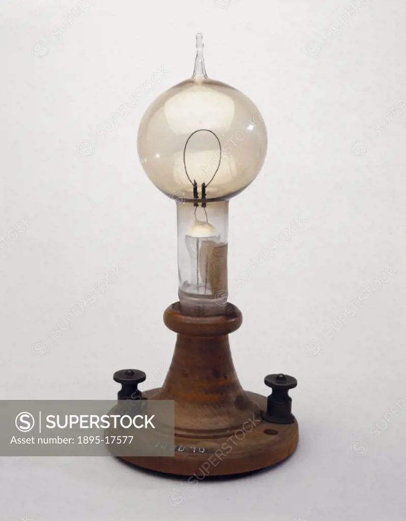 Made by the American inventor Thomas Alva Edison (1847-1931). Edison´s lamp had a single loop of carbon which glowed when a current flowed through it....