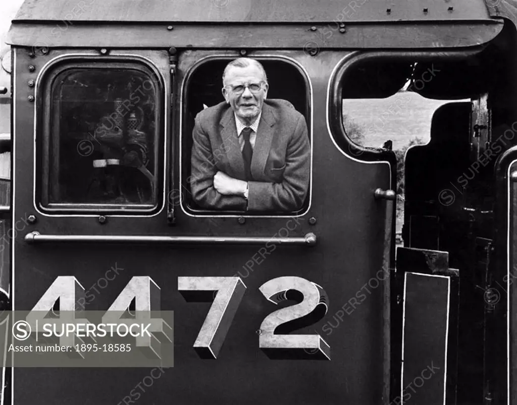 Railway photographer Bishop Eric Treacy on the footplate of the preserved A3 Class 6-6-2 steam locomotive No 4472 ´Flying Scotsman´, c 1970s. Treacy (...