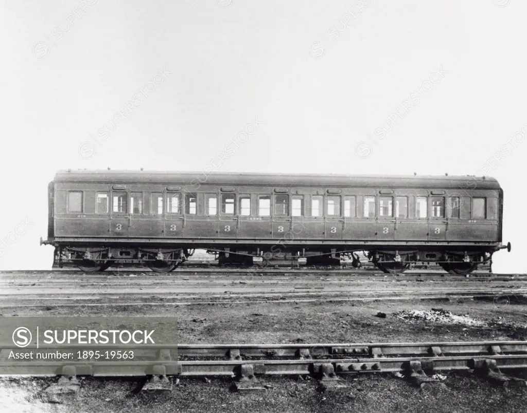 Glasgow & South Western Railway (GSWR) corridor carriage No 619. GSWR official photograph.