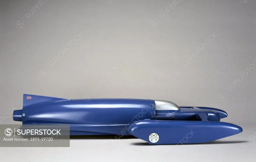 Model (scale 1:6) of Donald Campbell´s Bluebird motorboat. The model shows the tail fin added in 1958. The boat was designed by Ken and Lou Norris, th...