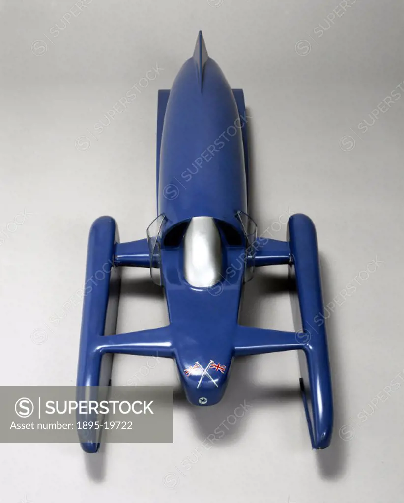 Model (scale 1:6) of Donald Campbell´s Bluebird motorboat. The model shows the tail fin added in 1958. The boat was designed by Ken and Lou Norris, th...