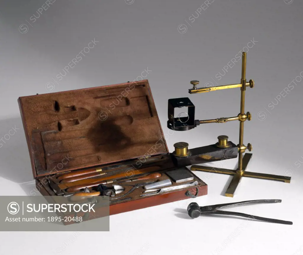 A mahogany cabinet containing blowpipe apparatus for qualitative and quantitative metallurgical analysis by Plattner´s method, named after the German ...