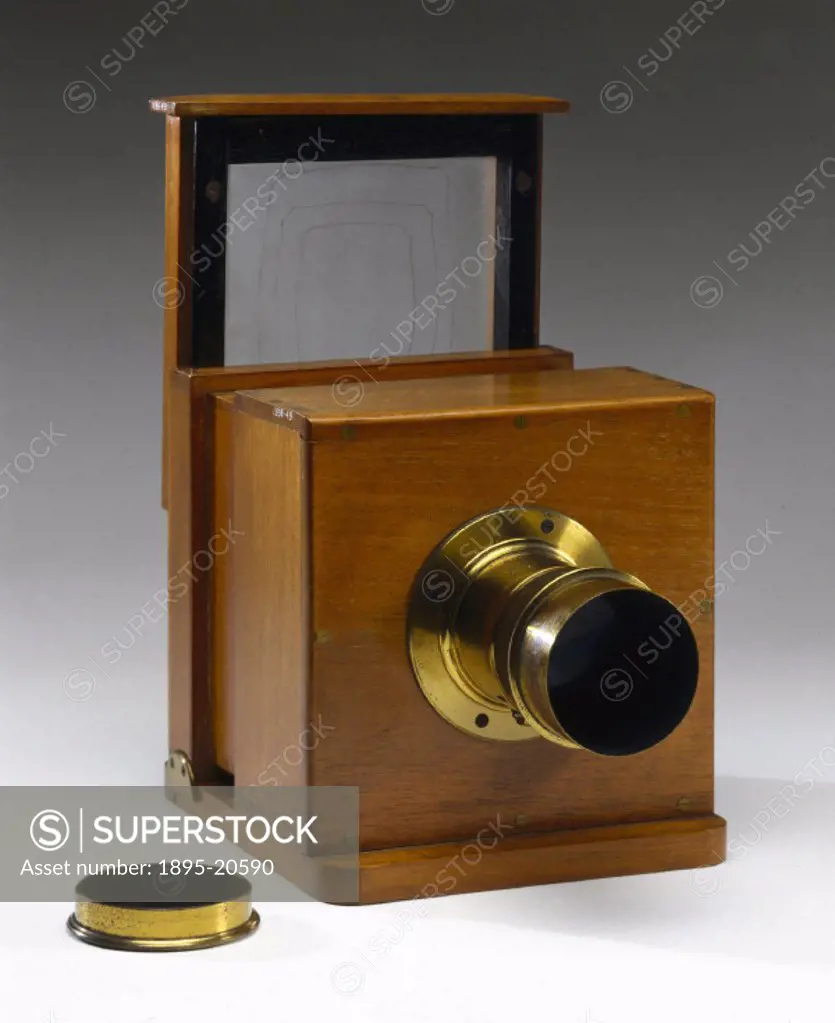 An early sliding box type dry collodion plate camera, with a lens made by the London Stereoscopic Co. Frederick Scott Archer (1813-1857) invented the ...
