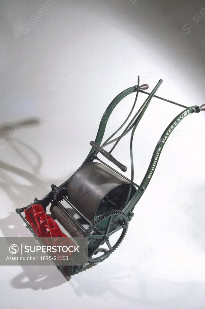 The world´s first mechanical lawn mower was built by J R and A Ransomes of Ipswich in 1832 to a design by Edwin Budding of Stroud. The lawn mower show...