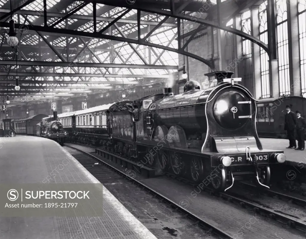 Caledonian Railway´s 4-6-0 locomotive No 903 ´Cardean´ at Glasgow Central Station.