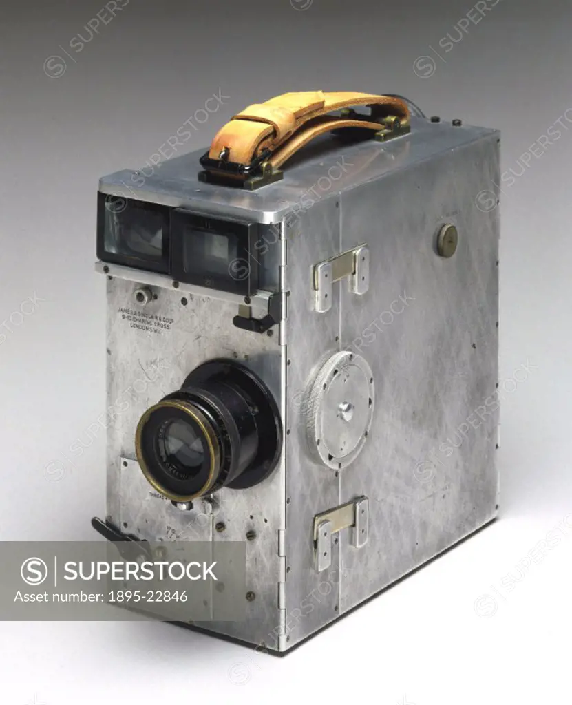 This camera was manufactured by Newman and Sinclair, London from 1927 onwards. Invented by Arthur Samuel Newman (1861-1943), it is constructed of dura...