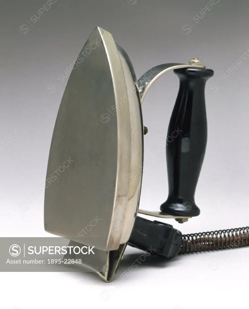 Smoothwell’ electric iron made by the Premier Electric Company of Birmingham.